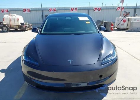2024 Tesla Model 3 Long Range Dual Motor All-Wheel Drive z USA, uszkodzony, nr VIN 5YJ3E1EB0RF815909